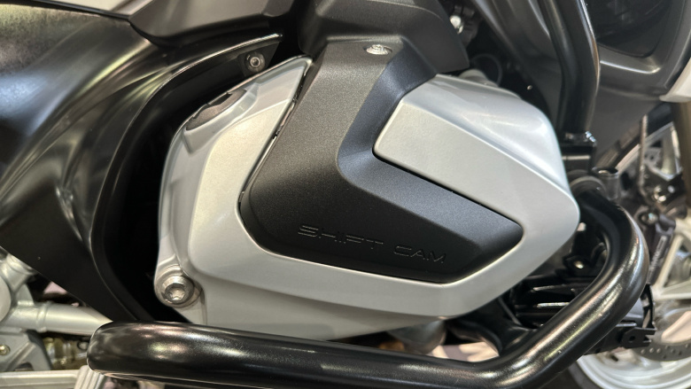 BMW R1250 RT LE (20MY)